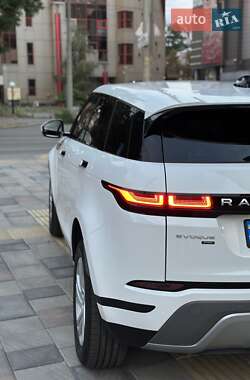 Внедорожник / Кроссовер Land Rover Range Rover Evoque 2019 в 