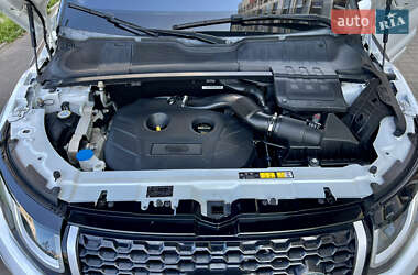 Внедорожник / Кроссовер Land Rover Range Rover Evoque 2016 в 