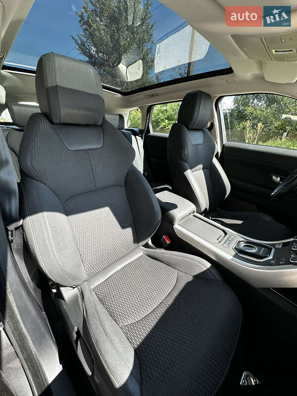 Внедорожник / Кроссовер Land Rover Range Rover Evoque 2015 в Ковеле