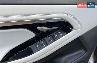 Внедорожник / Кроссовер Land Rover Range Rover Evoque 2020 в 