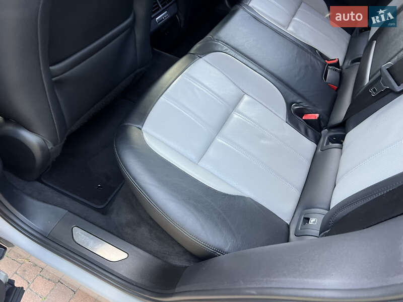 Внедорожник / Кроссовер Land Rover Range Rover Evoque 2020 в Киеве
