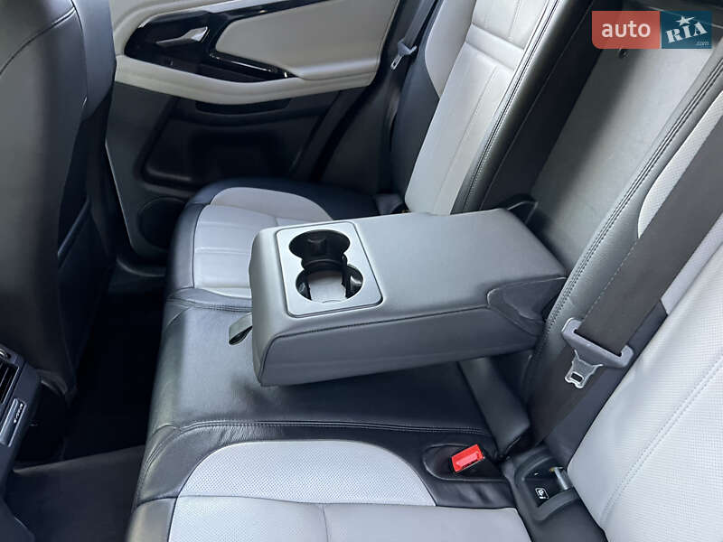 Внедорожник / Кроссовер Land Rover Range Rover Evoque 2020 в Киеве