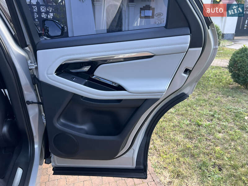 Внедорожник / Кроссовер Land Rover Range Rover Evoque 2020 в Киеве