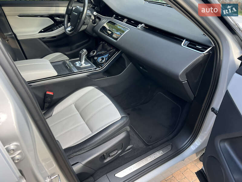 Позашляховик / Кросовер Land Rover Range Rover Evoque 2020 в Києві