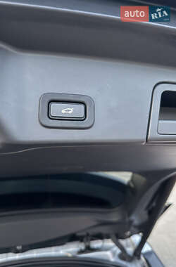 Внедорожник / Кроссовер Land Rover Range Rover Evoque 2020 в 