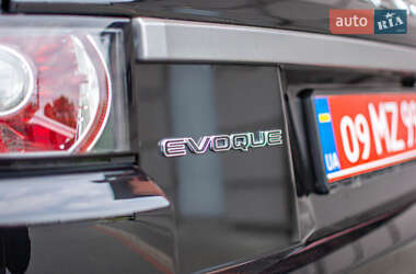 Внедорожник / Кроссовер Land Rover Range Rover Evoque 2015 в 