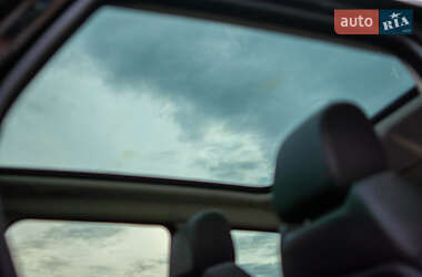 Внедорожник / Кроссовер Land Rover Range Rover Evoque 2015 в 