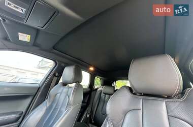 Внедорожник / Кроссовер Land Rover Range Rover Evoque 2013 в 