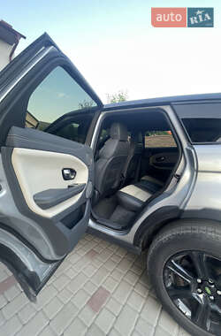 Внедорожник / Кроссовер Land Rover Range Rover Evoque 2016 в 