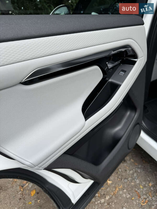 Внедорожник / Кроссовер Land Rover Range Rover Evoque 2020 в Умани фото 45 Внедорожник / Кроссовер Land Rover Range Rover Evoque 2020 в Умани