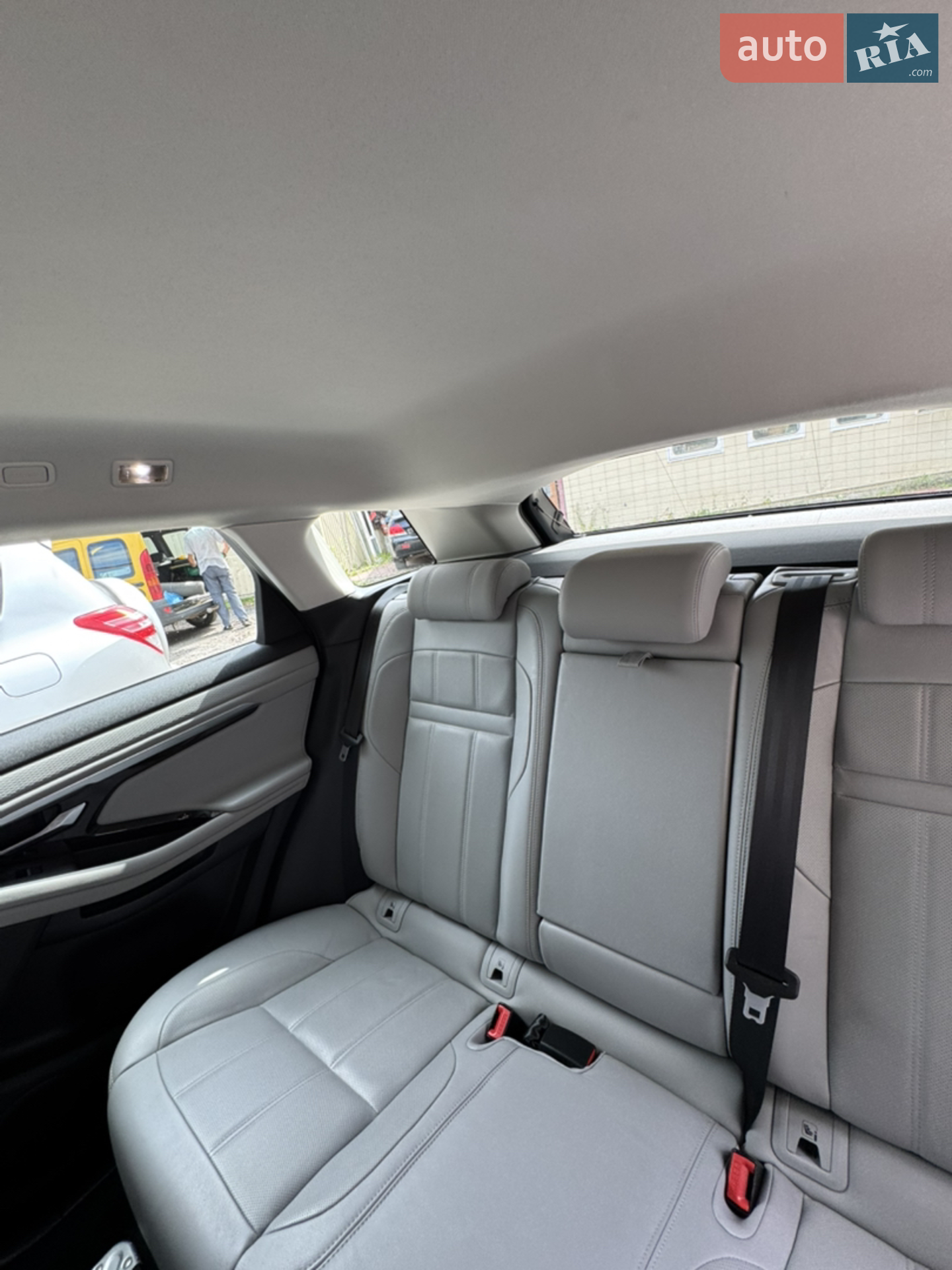 2020 Land Rover Range Rover Evoque - мініатюра 51