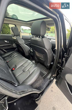 Внедорожник / Кроссовер Land Rover Range Rover Evoque 2015 в 