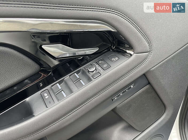 Внедорожник / Кроссовер Land Rover Range Rover Evoque 2019 в Хусте