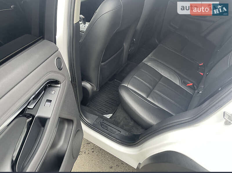 Внедорожник / Кроссовер Land Rover Range Rover Evoque 2019 в Хусте