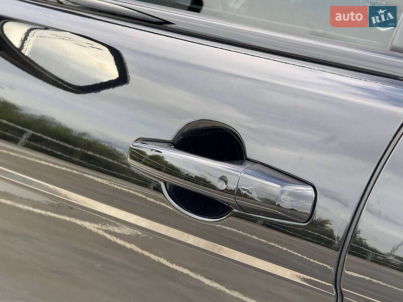 Внедорожник / Кроссовер Land Rover Range Rover Evoque 2015 в Киеве