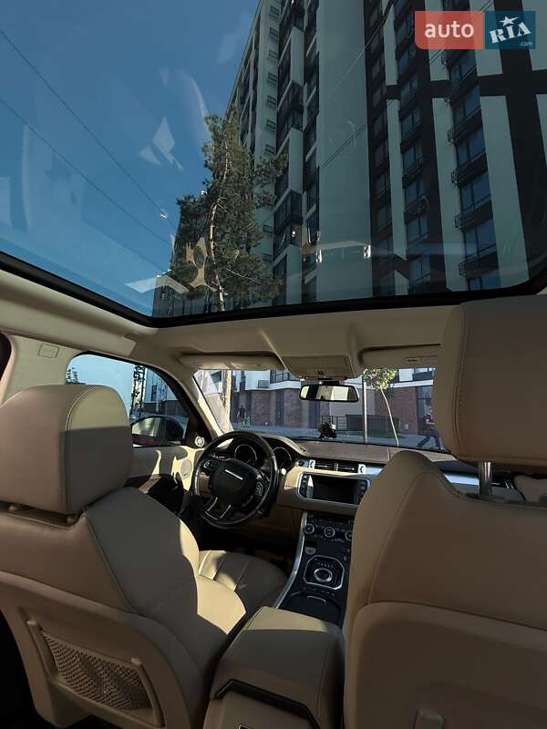 Внедорожник / Кроссовер Land Rover Range Rover Evoque 2015 в Ивано-Франковске