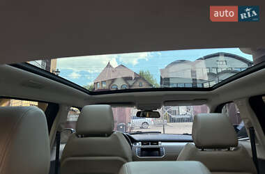 Внедорожник / Кроссовер Land Rover Range Rover Evoque 2015 в 