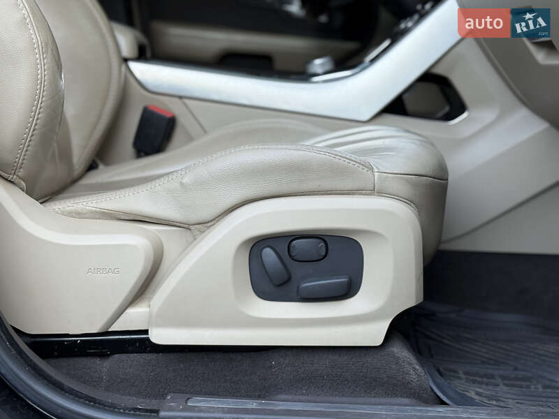 Внедорожник / Кроссовер Land Rover Range Rover Evoque 2012 в Киеве