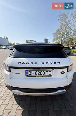 Внедорожник / Кроссовер Land Rover Range Rover Evoque 2015 в 