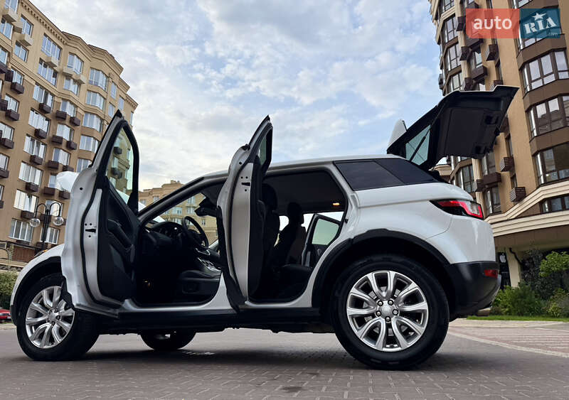 Позашляховик / Кросовер Land Rover Range Rover Evoque 2017 в Києві