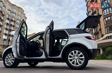 Внедорожник / Кроссовер Land Rover Range Rover Evoque 2017 в 
