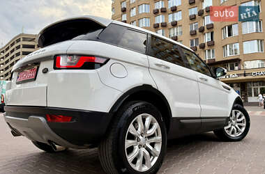 Внедорожник / Кроссовер Land Rover Range Rover Evoque 2017 в 
