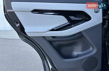 Внедорожник / Кроссовер Land Rover Range Rover Evoque 2023 в 