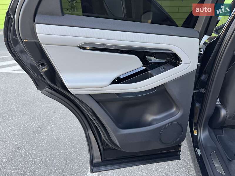 Внедорожник / Кроссовер Land Rover Range Rover Evoque 2021 в Киеве