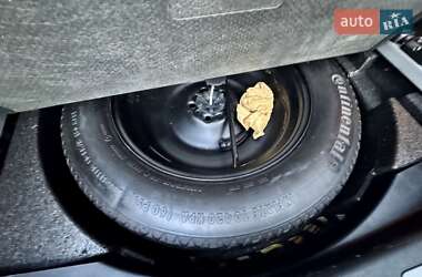 Внедорожник / Кроссовер Land Rover Range Rover Evoque 2014 в 