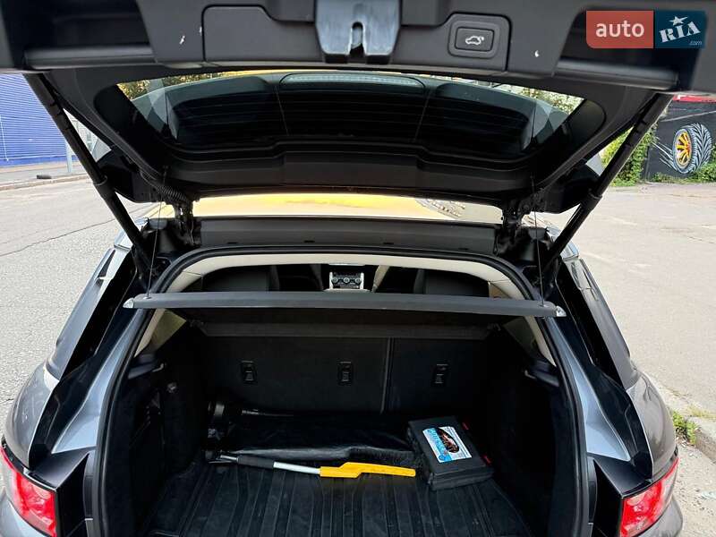 Внедорожник / Кроссовер Land Rover Range Rover Evoque 2014 в Киеве