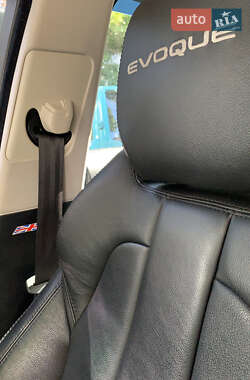 Внедорожник / Кроссовер Land Rover Range Rover Evoque 2015 в 