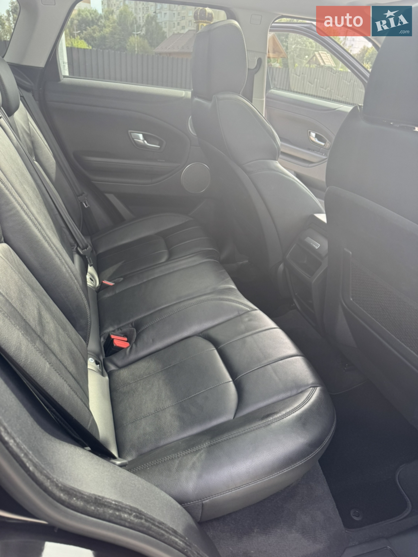 2018 Land Rover Range Rover Evoque - мініатюра 27