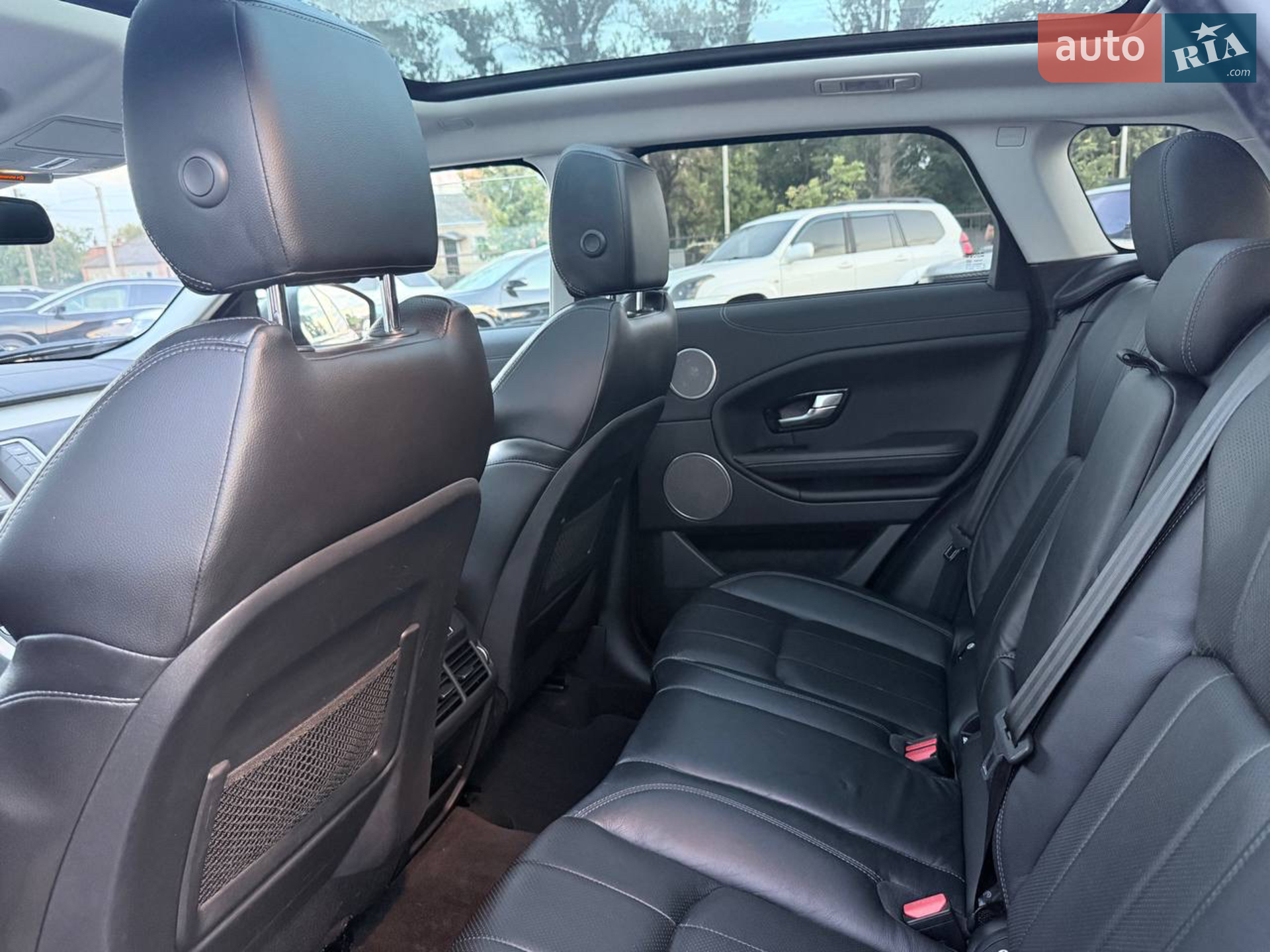 2015 Land Rover Range Rover Evoque - мініатюра 27