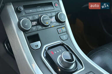 Внедорожник / Кроссовер Land Rover Range Rover Evoque 2015 в 