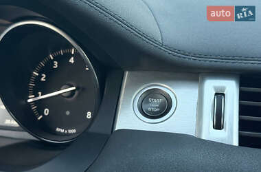 Внедорожник / Кроссовер Land Rover Range Rover Evoque 2015 в 
