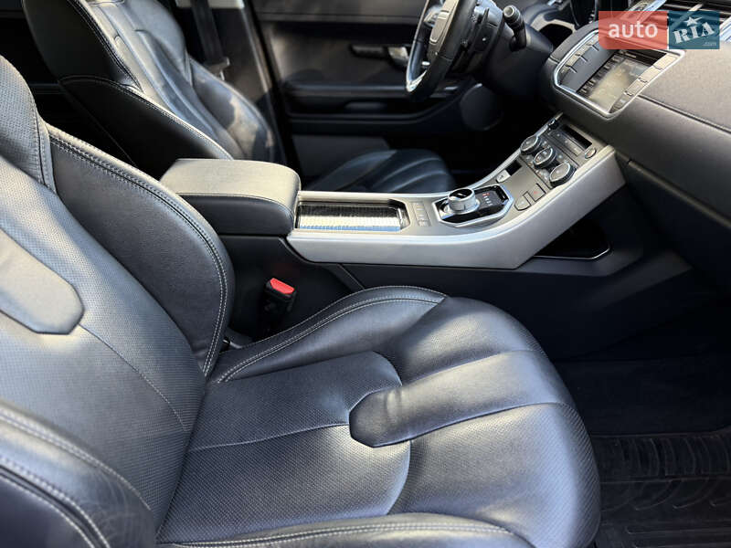 Внедорожник / Кроссовер Land Rover Range Rover Evoque 2015 в Киеве
