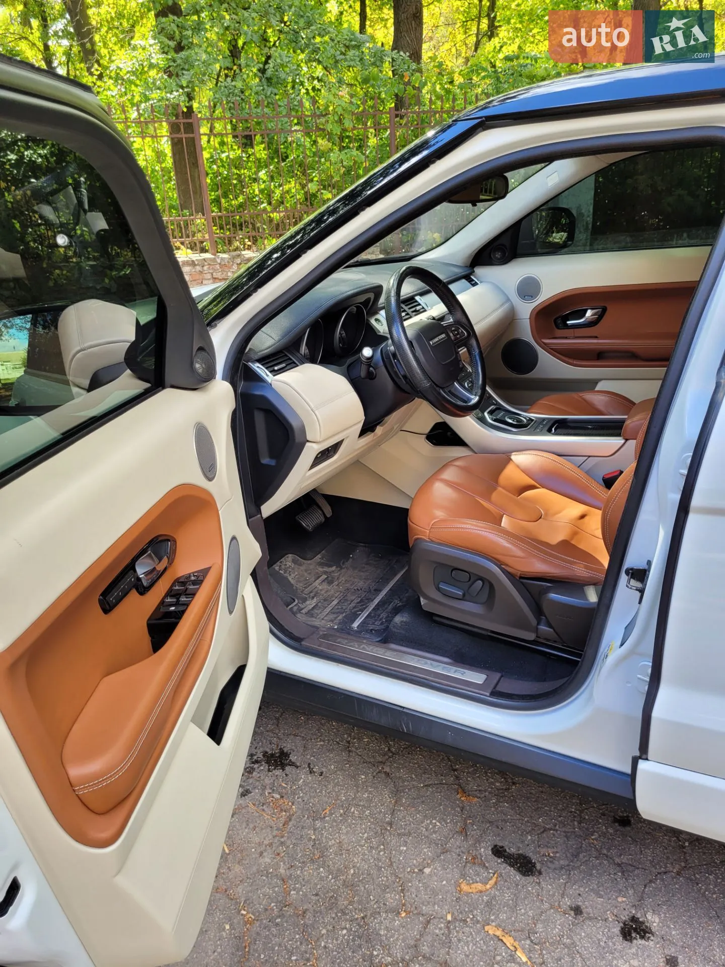 2012 Land Rover Range Rover Evoque - мініатюра 2