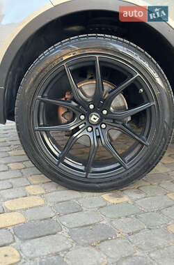 Внедорожник / Кроссовер Land Rover Range Rover Evoque 2014 в 