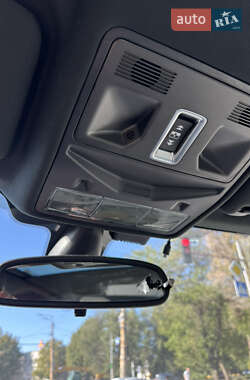 Позашляховик / Кросовер Land Rover Range Rover Evoque 2011 в 