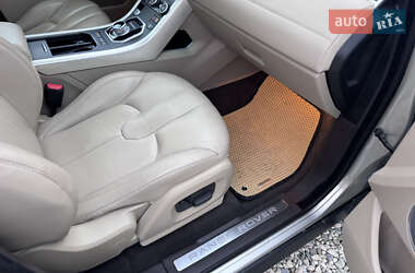 Позашляховик / Кросовер Land Rover Range Rover Evoque 2014 в 
