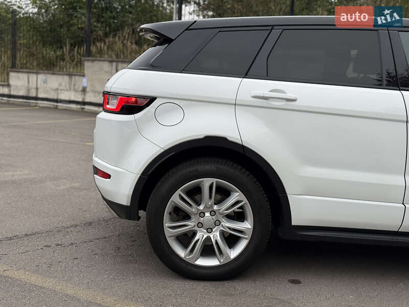 Внедорожник / Кроссовер Land Rover Range Rover Evoque 2015 в Ровно