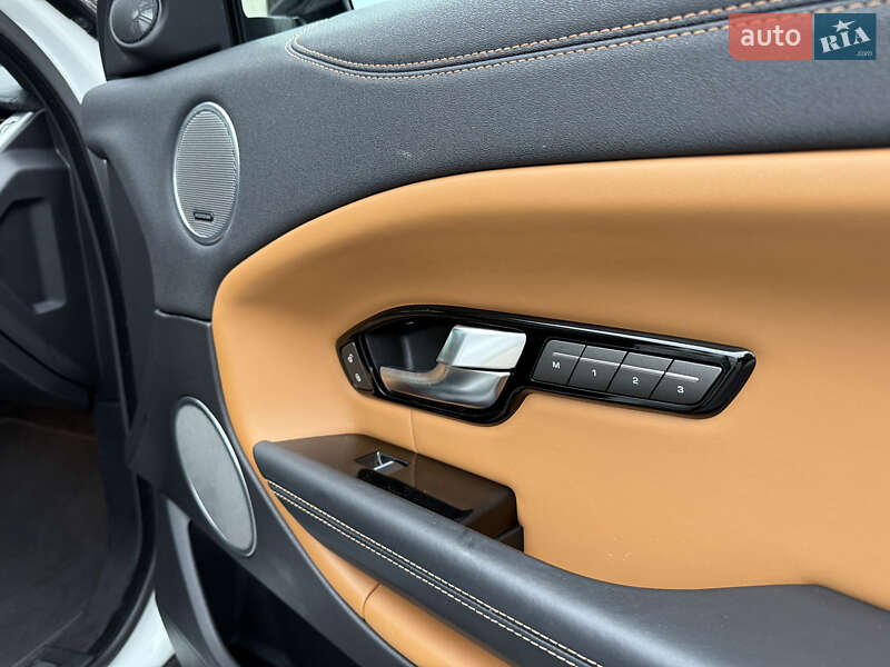 Внедорожник / Кроссовер Land Rover Range Rover Evoque 2015 в Ровно
