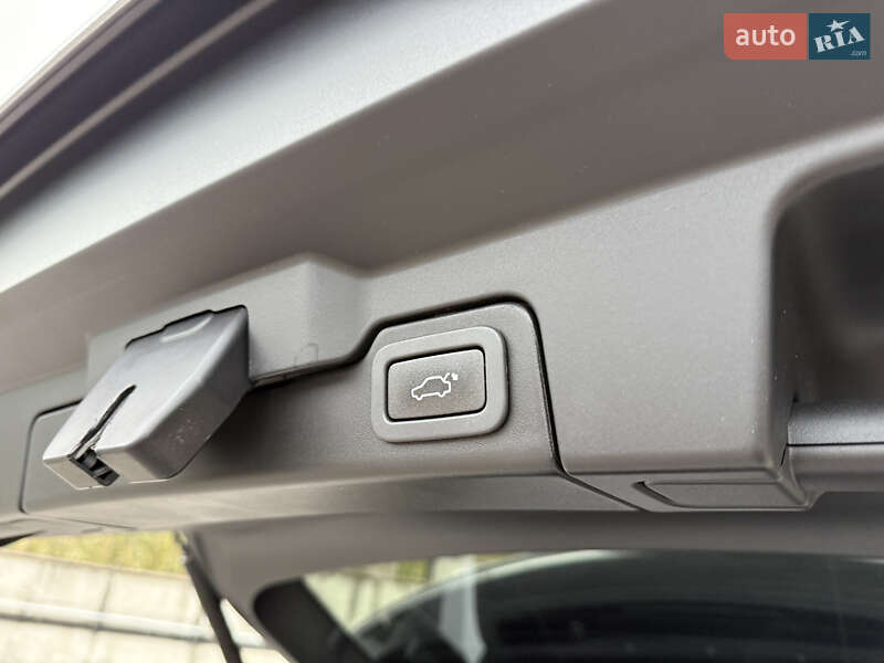Внедорожник / Кроссовер Land Rover Range Rover Evoque 2015 в Ровно