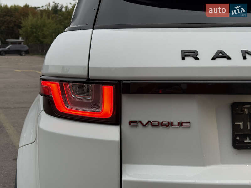 Внедорожник / Кроссовер Land Rover Range Rover Evoque 2015 в Ровно