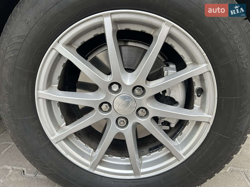 Внедорожник / Кроссовер Land Rover Range Rover Evoque 2013 в Киеве