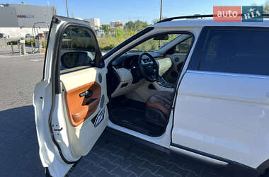 Внедорожник / Кроссовер Land Rover Range Rover Evoque 2012 в 