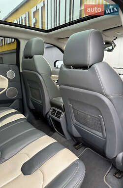 Внедорожник / Кроссовер Land Rover Range Rover Evoque 2012 в 