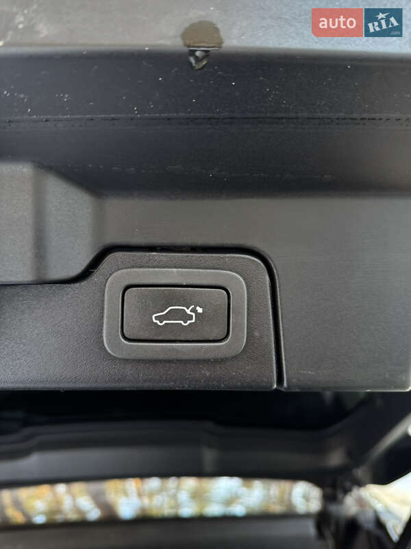 Позашляховик / Кросовер Land Rover Range Rover Evoque 2013 в Полтаві