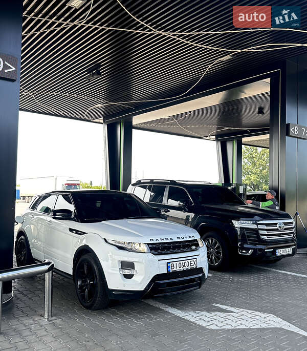 Позашляховик / Кросовер Land Rover Range Rover Evoque 2013 в Полтаві
