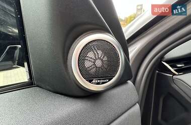 Внедорожник / Кроссовер Land Rover Range Rover Evoque 2023 в 